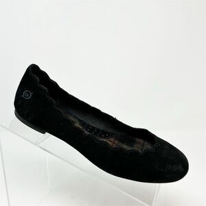 Born Women's Black Suede Scalloped Ballet Flats Casual Slip On Shoes Size 6.5